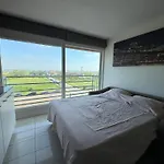アパート Met De Voeten In De Zee
